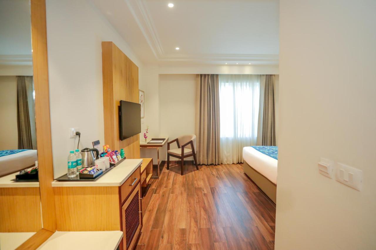 Regenta Place Phagwara By Royal Orchid Hotels Limited Екстериор снимка
